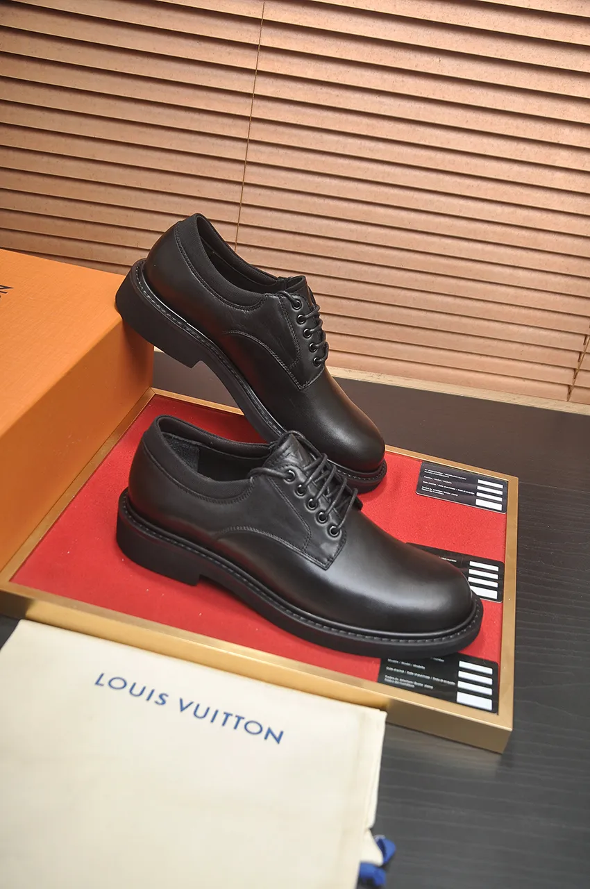 Men's men's shoes💰660💶[LOUIS VUITTON] (original order) new style🍀LV Louis Vuitton * - top version of LV classic leather shoes! Made of imported original single cowhide, original leather side strips and wear-resistant rubber outsole! High quality products! Code number 39-44 (38.45 customized)